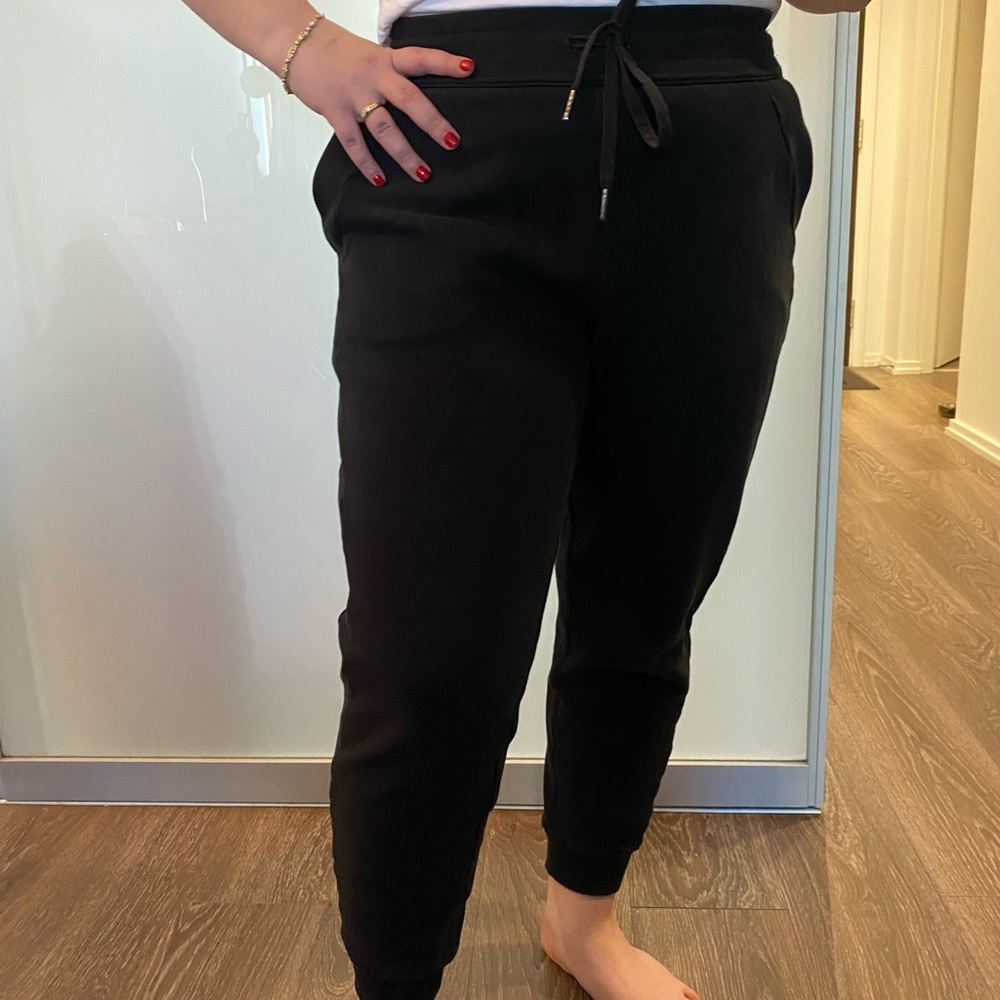 SCUBA JOGGER - Lululemon Size 12